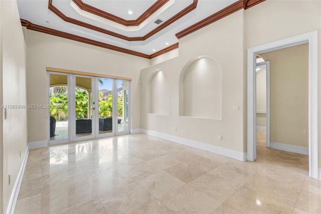 2665 NW 100th Ave, Doral, FL 33172