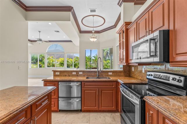 2665 NW 100th Ave, Doral, FL 33172