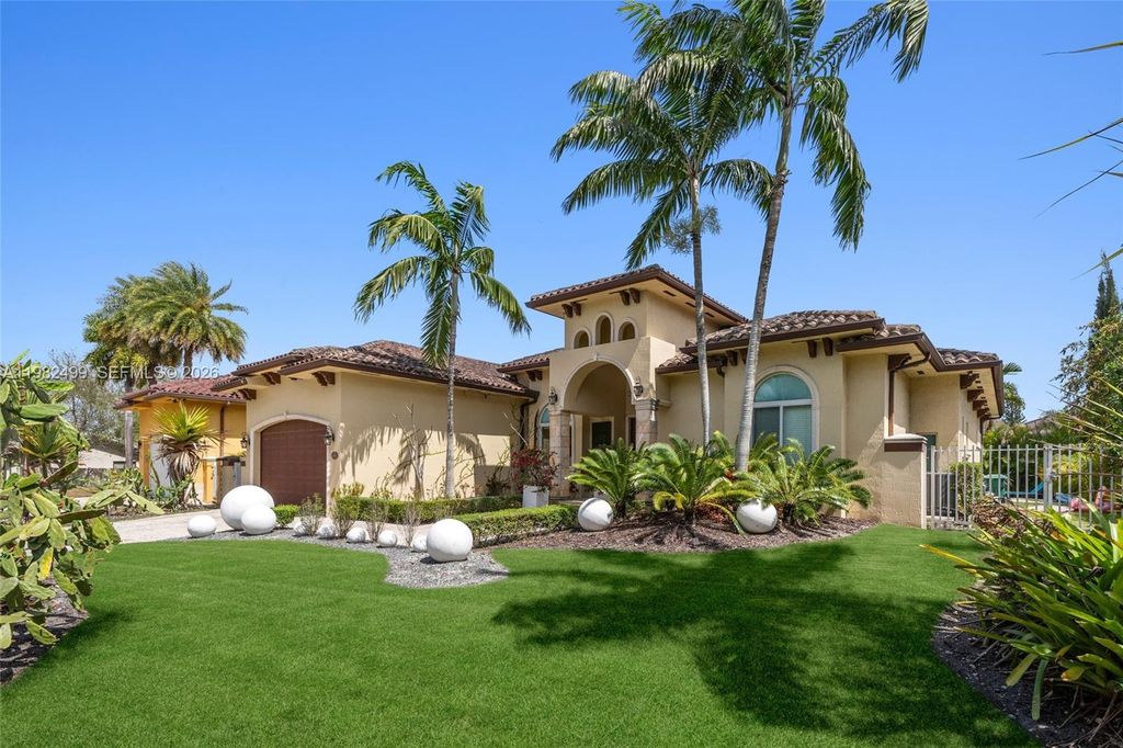 2665 NW 100th Ave, Doral, FL 33172