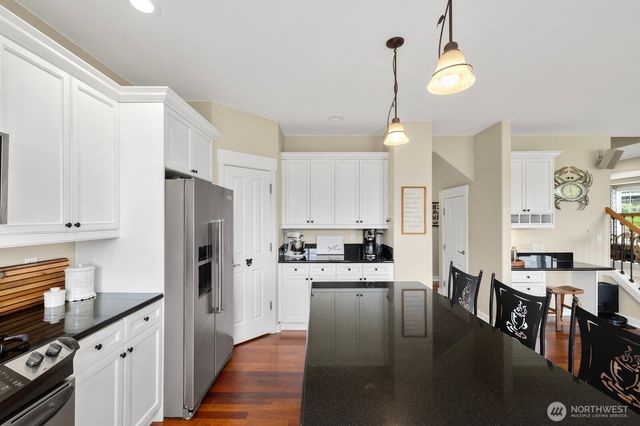21503 29th Street E, Lake Tapps, WA 98391