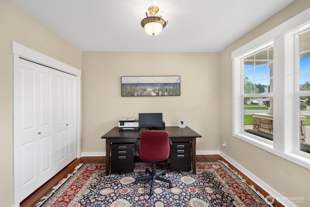 21503 29th Street E, Lake Tapps, WA 98391