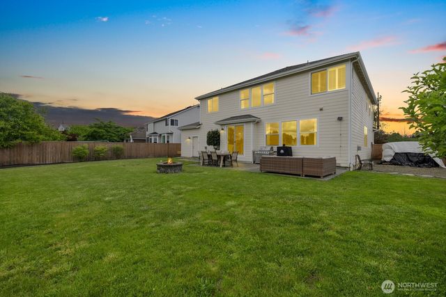 21503 29th Street E, Lake Tapps, WA 98391