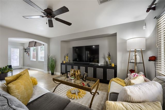 363 Cart Crossing Way, Las Vegas, NV 89148
