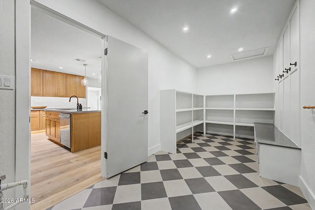 2259 E HARMONY Avenue, Mesa, AZ 85204