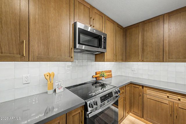 2259 E HARMONY Avenue, Mesa, AZ 85204