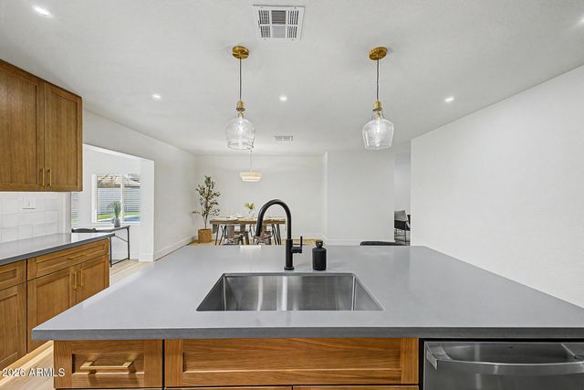 2259 E HARMONY Avenue, Mesa, AZ 85204