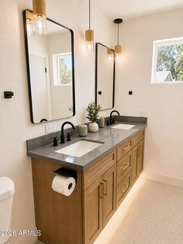 2259 E HARMONY Avenue, Mesa, AZ 85204