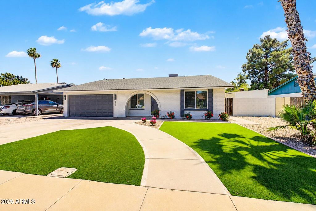 2259 E HARMONY Avenue, Mesa, AZ 85204