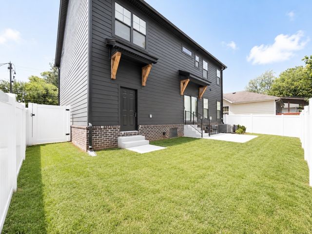 443 East Castle St, Murfreesboro, TN 37130
