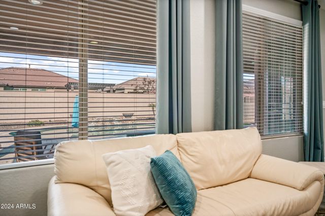 10764 W Prickly Pear Trail, Peoria, AZ 85383
