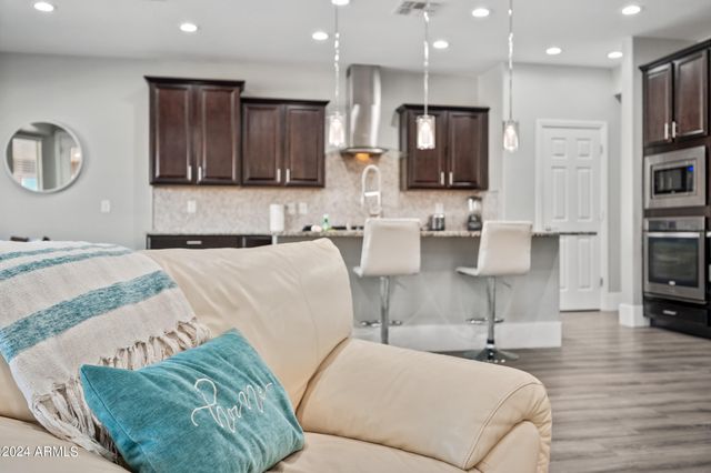 10764 W Prickly Pear Trail, Peoria, AZ 85383