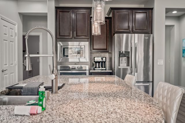 10764 W Prickly Pear Trail, Peoria, AZ 85383