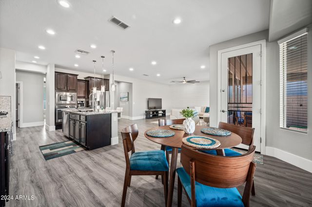 10764 W Prickly Pear Trail, Peoria, AZ 85383