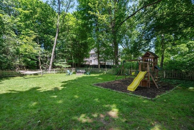 48 Cedar St, Dedham, MA 02026