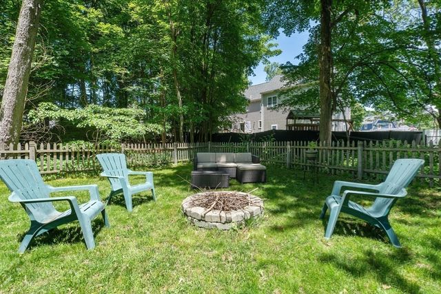 48 Cedar St, Dedham, MA 02026