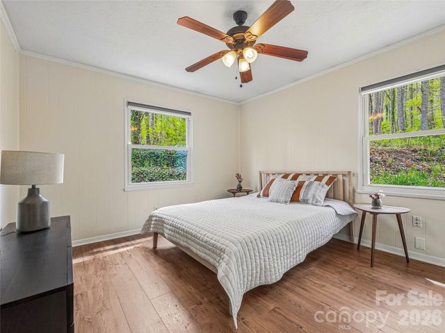 36 Dogwood Drive, Maggie Valley, NC 28751