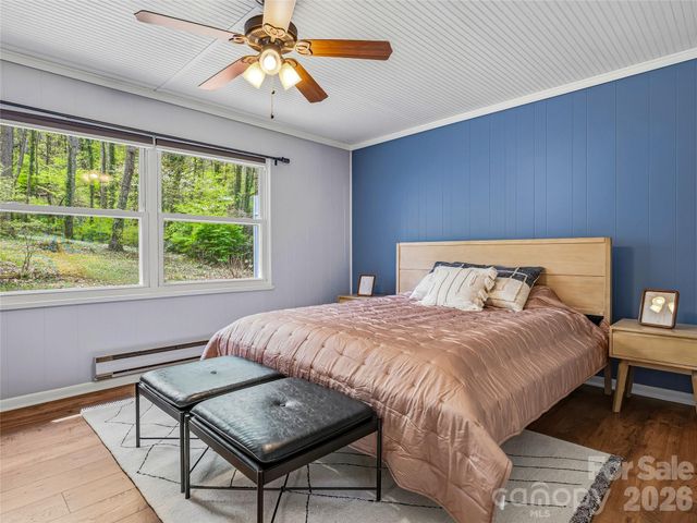 36 Dogwood Drive, Maggie Valley, NC 28751