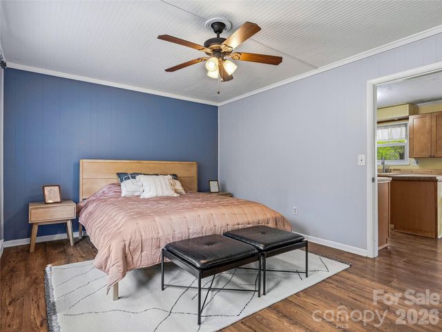 36 Dogwood Drive, Maggie Valley, NC 28751