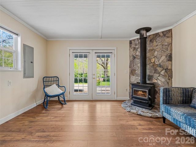 36 Dogwood Drive, Maggie Valley, NC 28751