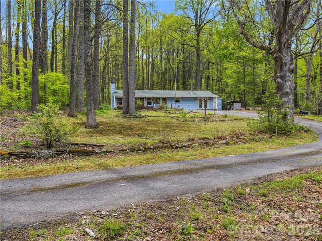 36 Dogwood Drive, Maggie Valley, NC 28751