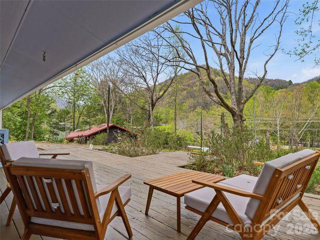 36 Dogwood Drive, Maggie Valley, NC 28751