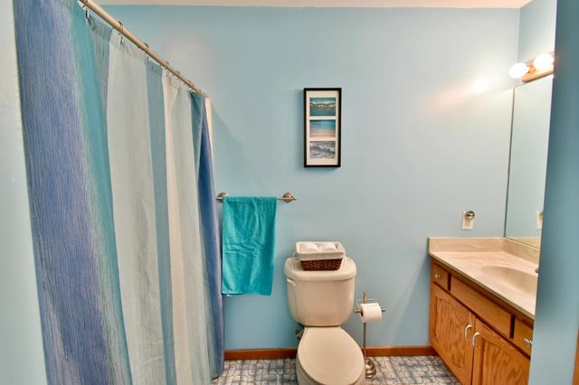 1587 Hennessy Vista, White Bear Twp, MN 55110