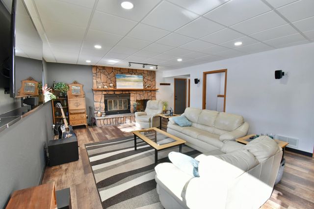 1587 Hennessy Vista, White Bear Twp, MN 55110