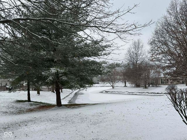 8607 Longspur Court, Indianapolis, IN 46234