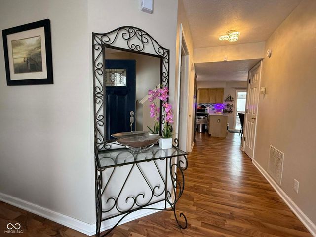 8607 Longspur Court, Indianapolis, IN 46234