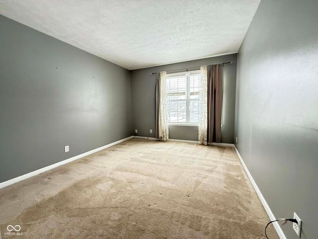 8607 Longspur Court, Indianapolis, IN 46234