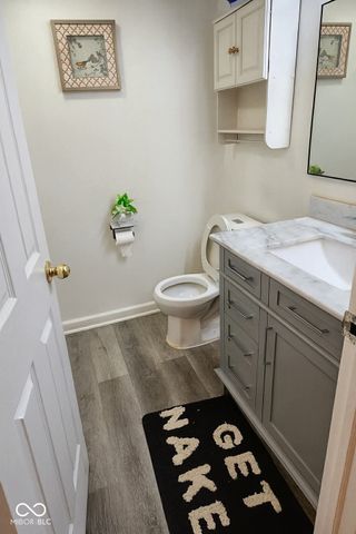 8607 Longspur Court, Indianapolis, IN 46234