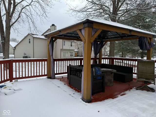 8607 Longspur Court, Indianapolis, IN 46234