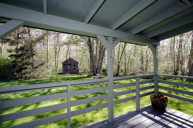 54 Holly Lane, Westport, MA 02790