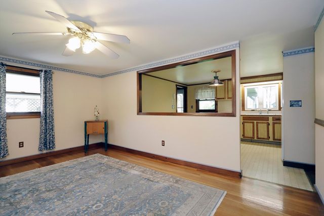 54 Holly Lane, Westport, MA 02790