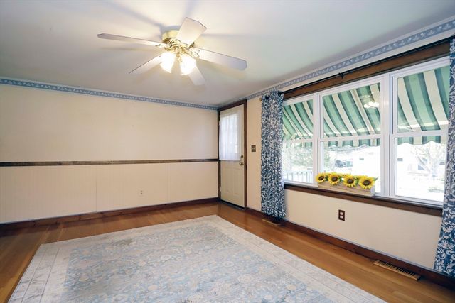 54 Holly Lane, Westport, MA 02790