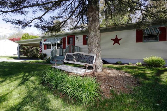 54 Holly Lane, Westport, MA 02790