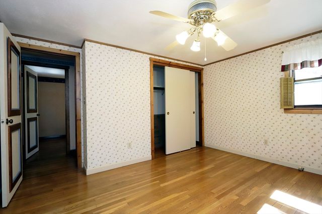 54 Holly Lane, Westport, MA 02790
