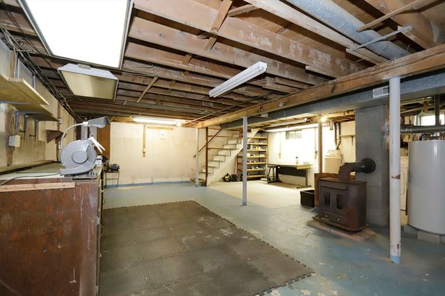 54 Holly Lane, Westport, MA 02790