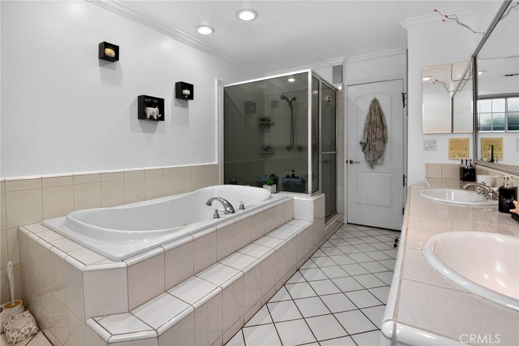 Image 16 of property listing at 8316 Cherokee Drive, Downey, CA 90241