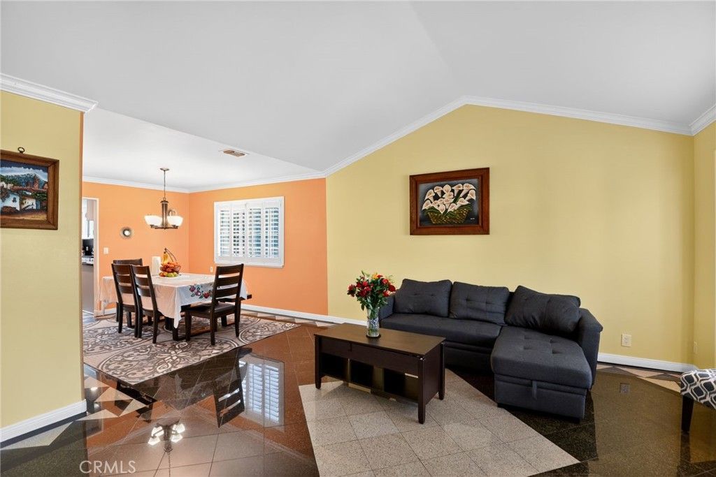 Image 7 of property listing at 8316 Cherokee Drive, Downey, CA 90241