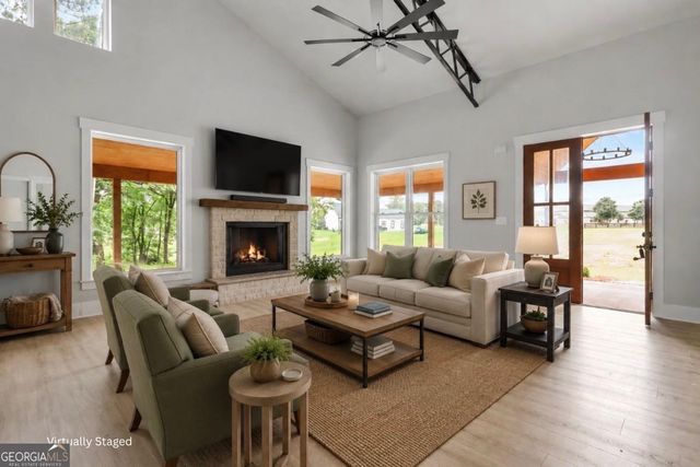 109 Dub Walker Road, Jackson, GA 30233