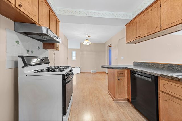 35758 Bal Clair Street, New Baltimore, MI 48047