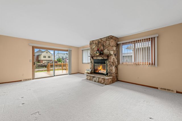 35758 Bal Clair Street, New Baltimore, MI 48047