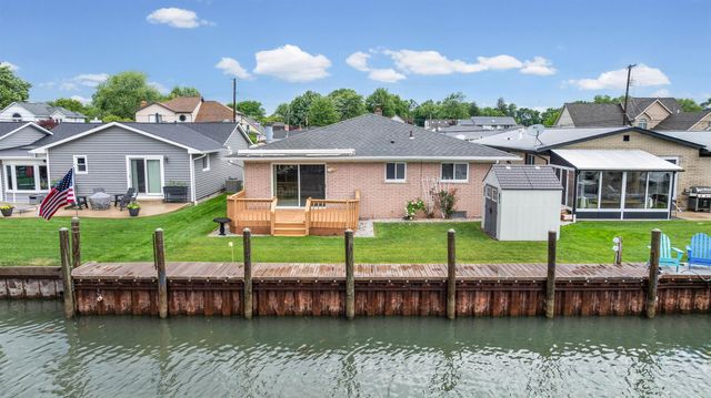 35758 Bal Clair Street, New Baltimore, MI 48047