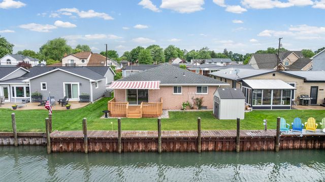 35758 Bal Clair Street, New Baltimore, MI 48047