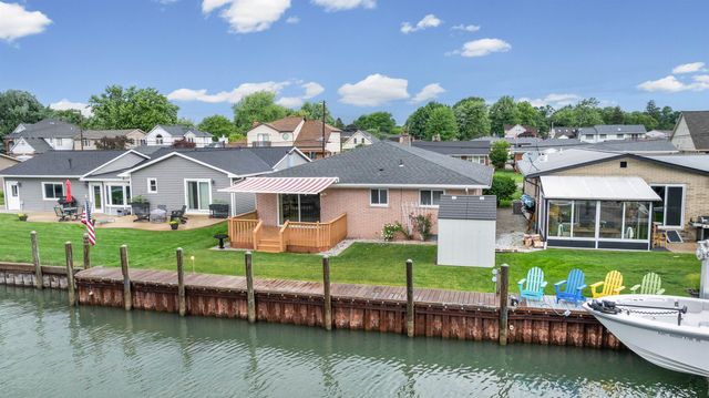 35758 Bal Clair Street, New Baltimore, MI 48047