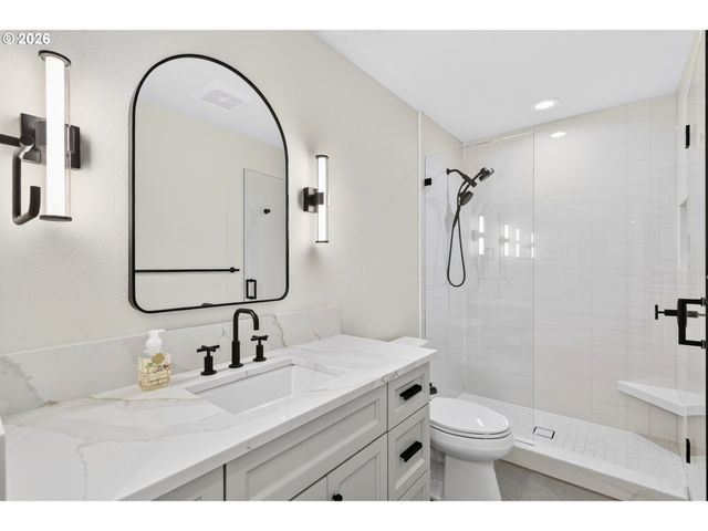 1740 Nw Klickitat St, Camas, WA 98607