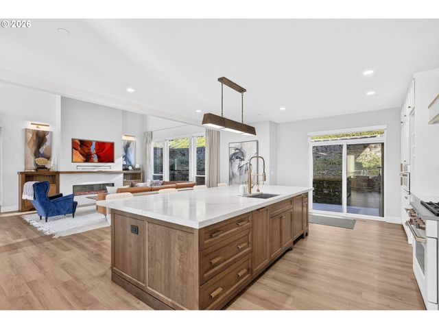 1740 Nw Klickitat St, Camas, WA 98607