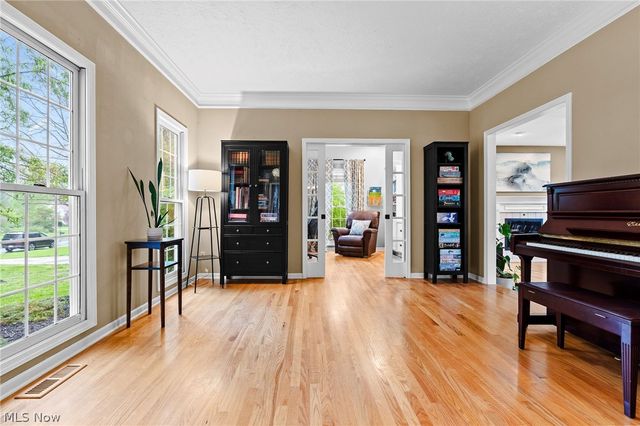 7375 Burntwood Way, Hudson, OH 44236