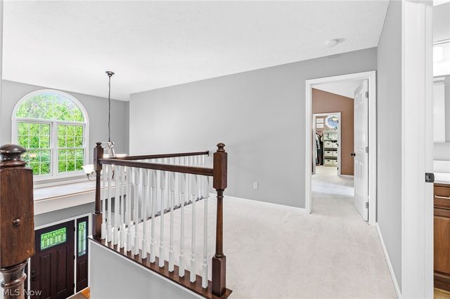 7375 Burntwood Way, Hudson, OH 44236